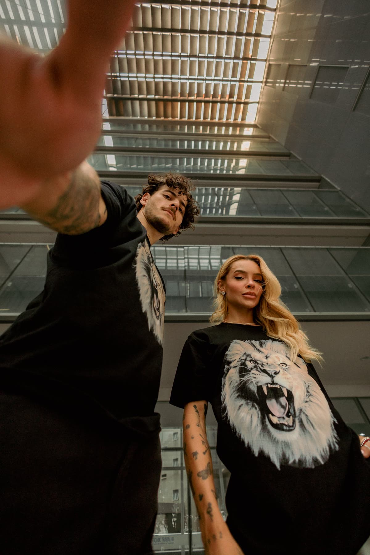 Camisetas personalizadas Lamell, casal com estampa de leão