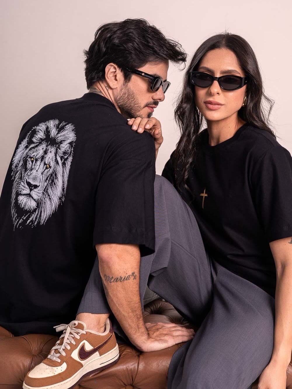 Camisetas personalizadas Lamell, casal com estampas de leão e cruz
